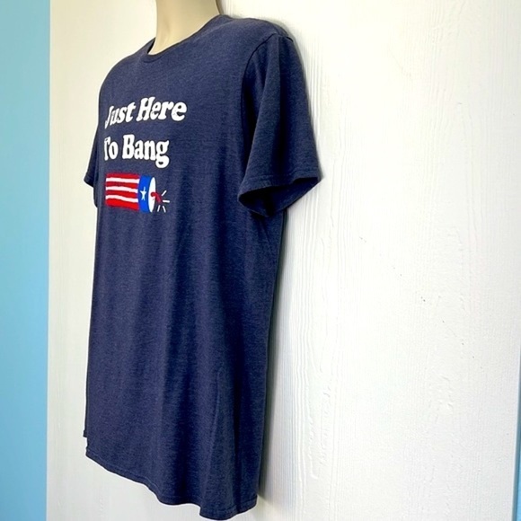 Delta - Just Here To Bang Navy Firecracker Graphic Short Sleeve T Shirt Size L - Picture 5 of 8